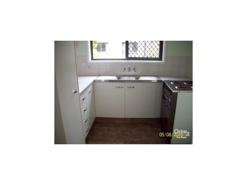 25 Ahern Street, Labrador QLD 4215