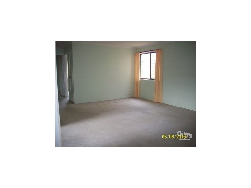 25 Ahern Street, Labrador QLD 4215