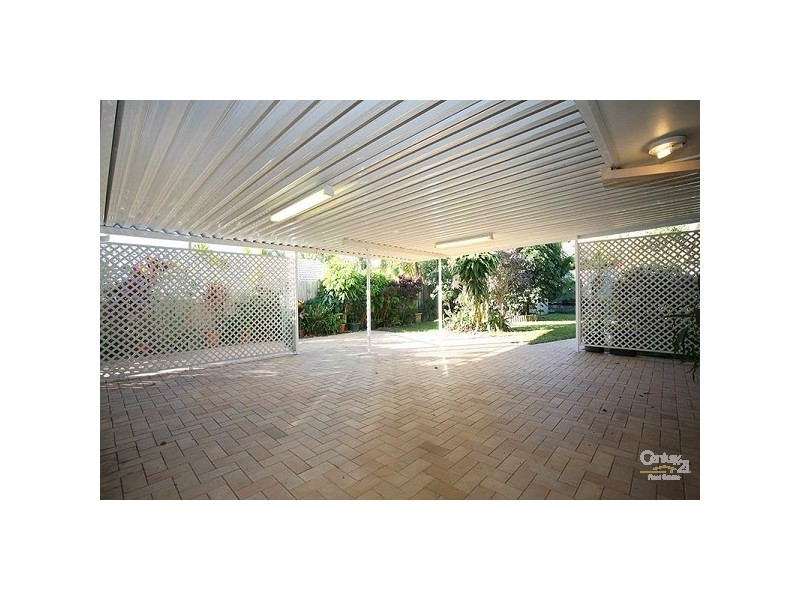 13 Open Drive, Arundel QLD 4214