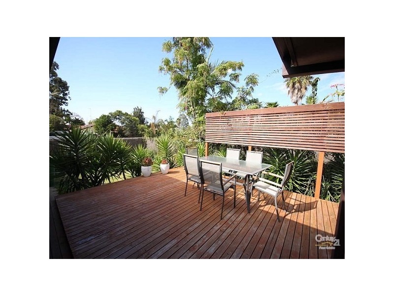 2/4 Boea Street, Arundel QLD 4214