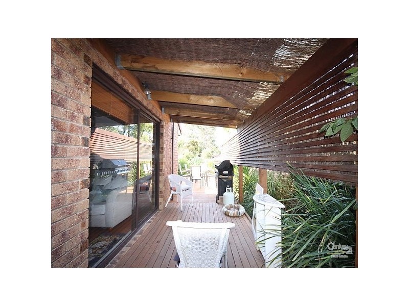 2/4 Boea Street, Arundel QLD 4214