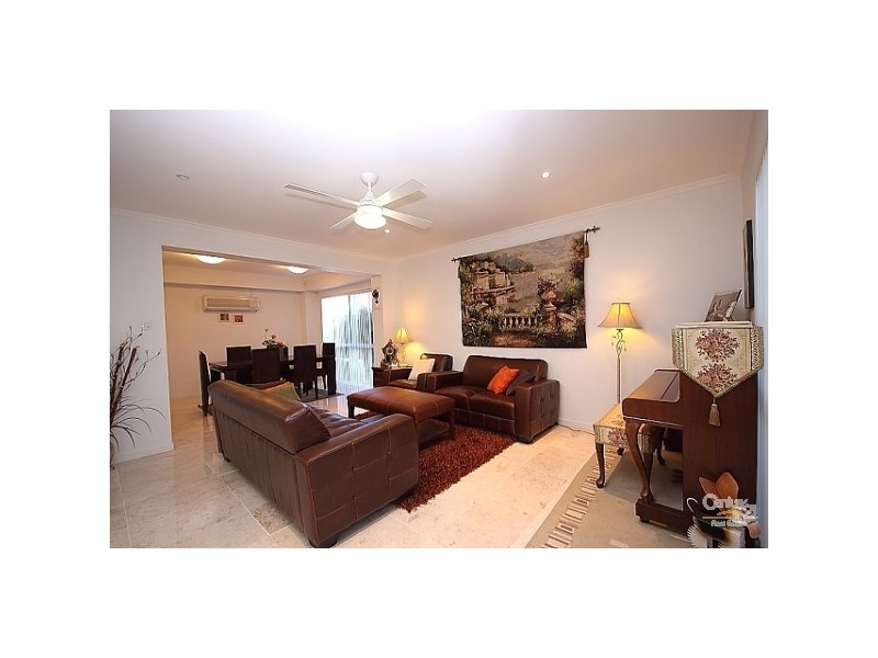 18 Cederton Crescent, Ormeau QLD 4208