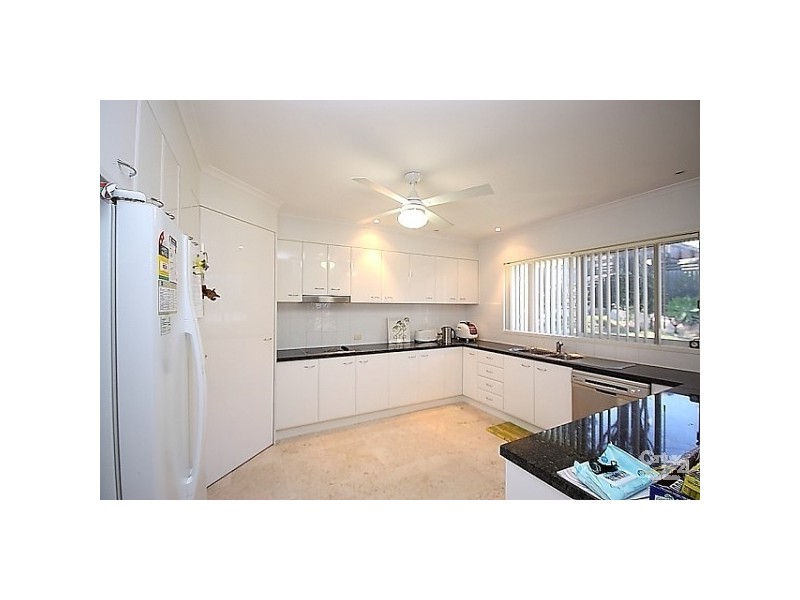 18 Cederton Crescent, Ormeau QLD 4208