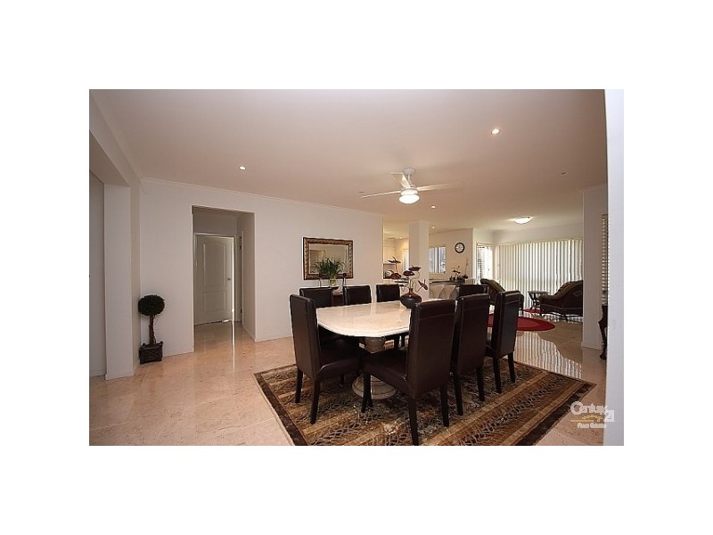 18 Cederton Crescent, Ormeau QLD 4208