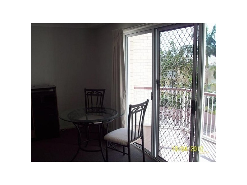 12/5-9 Lloyd Street, Southport QLD 4215