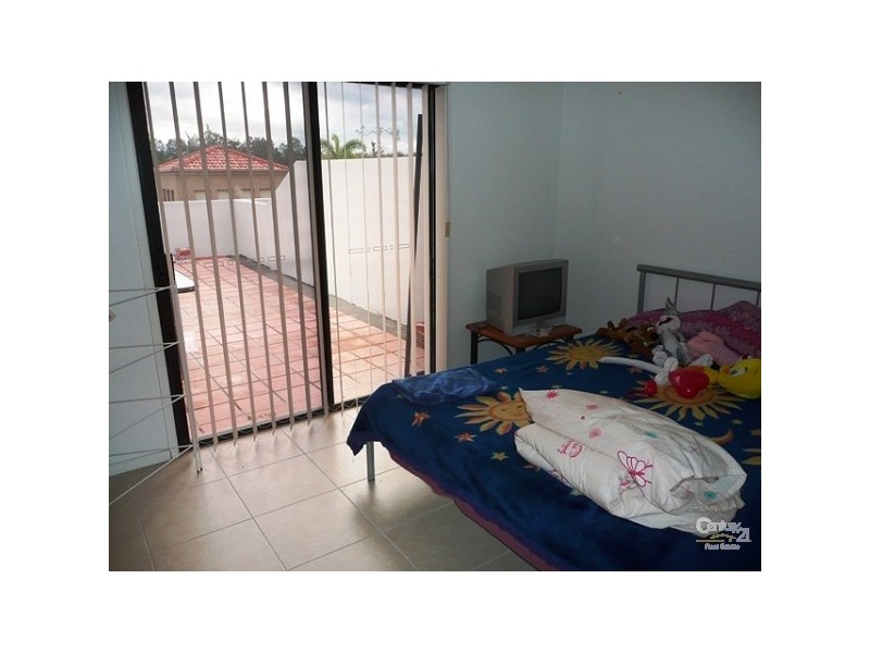 84/24 Amsonia Court, Arundel QLD 4214