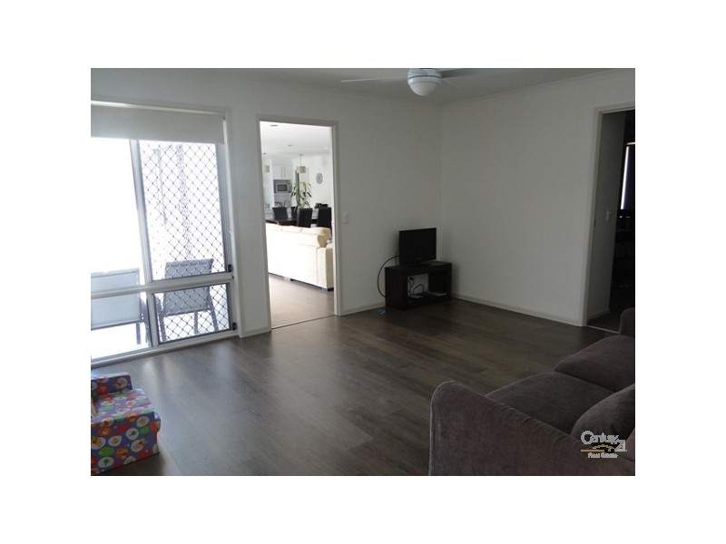 3 Casuarina Way, Helensvale QLD 4212