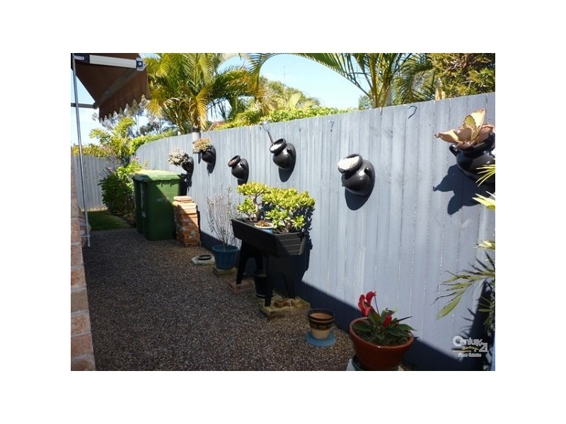 7/218 Central Street, Labrador QLD 4215