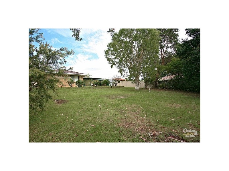 24 Ashburton Close, Arundel QLD 4214