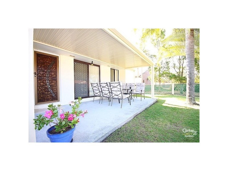 1/28 Morinda Wy, Labrador QLD 4215