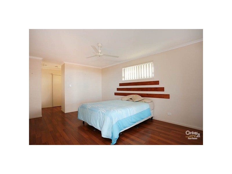 3 Rivage Place, Highland Park QLD 4211