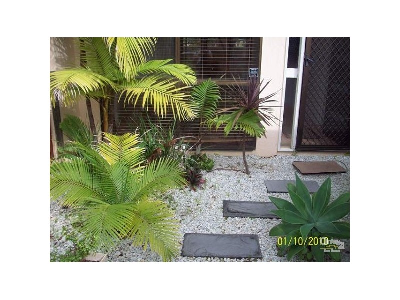 3/111 Little Usher Ave, Labrador QLD 4215
