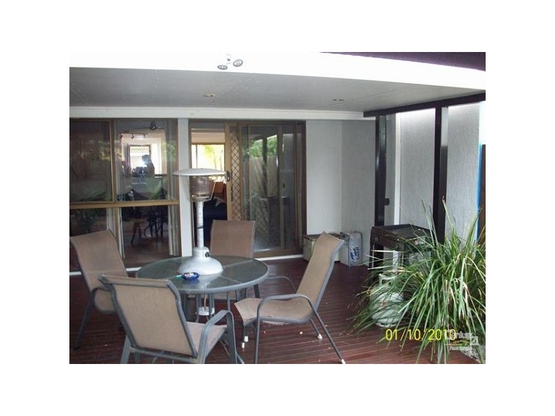 3/111 Little Usher Ave, Labrador QLD 4215
