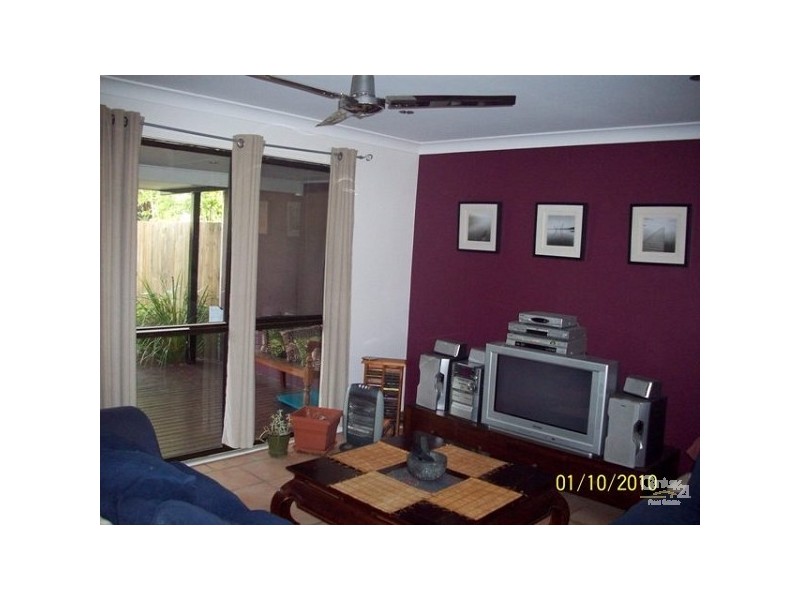 3/111 Little Usher Ave, Labrador QLD 4215
