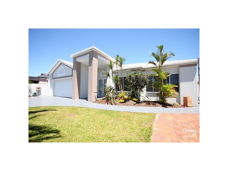 36 Anchorage Way, Biggera Waters QLD 4216