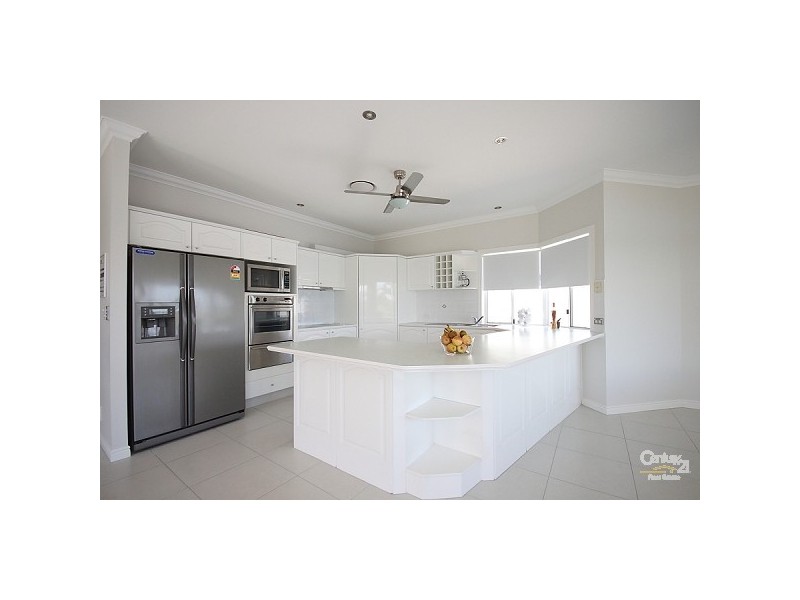 36 Anchorage Way, Biggera Waters QLD 4216
