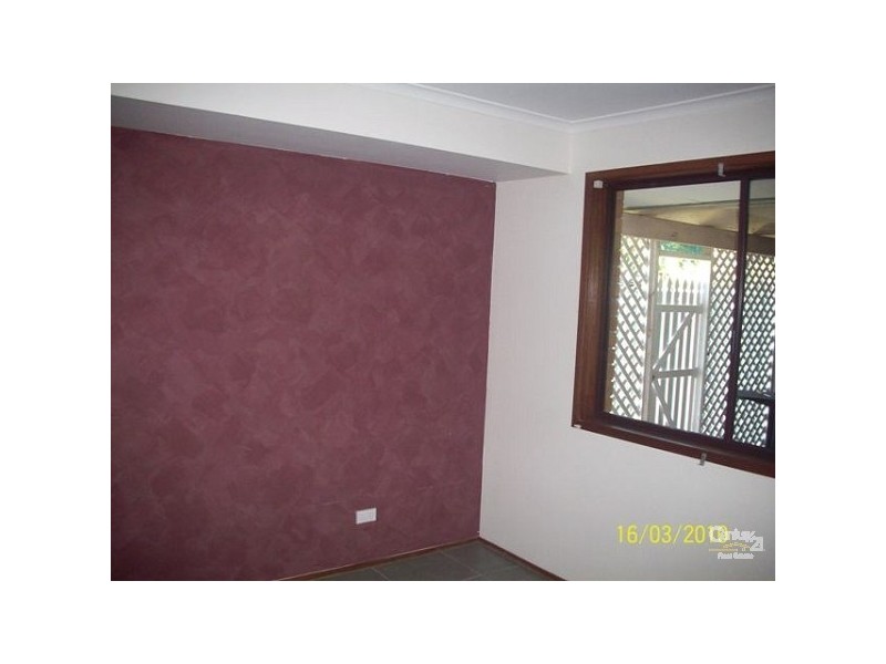 2/16  Telopea Street, Labrador QLD 4215