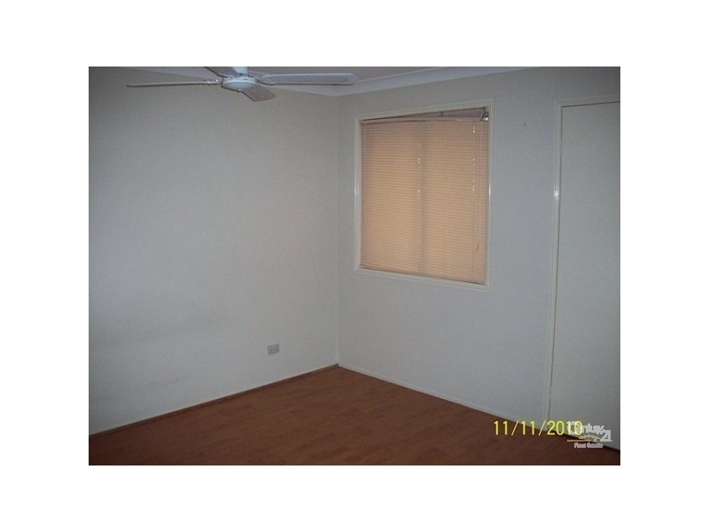 2/130 Whiting Street, Labrador QLD 4215