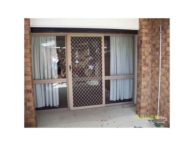 2/130 Whiting Street, Labrador QLD 4215