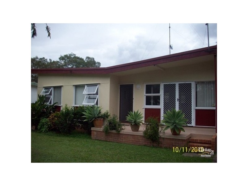 14 Harris Street, Labrador QLD 4215