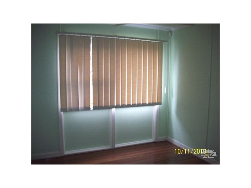 14 Harris Street, Labrador QLD 4215