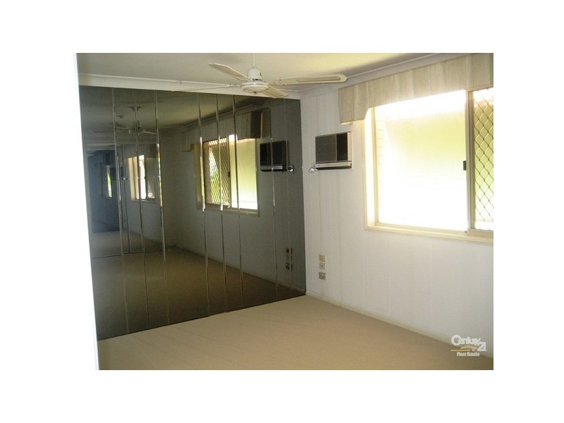 31/81 Olsen Avenue, Labrador QLD 4215