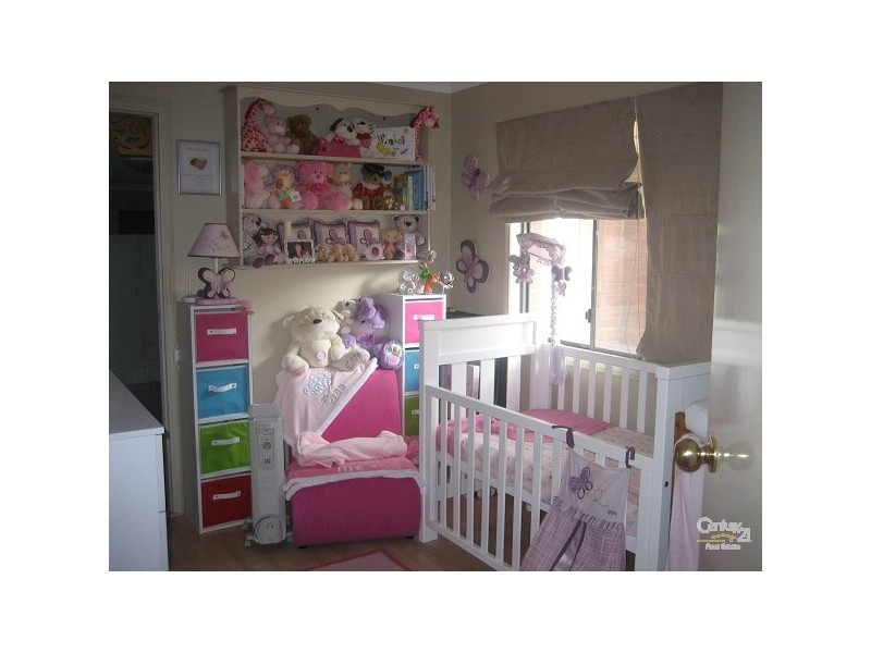 18 JAMIESON DRIVE, Parkwood QLD 4214