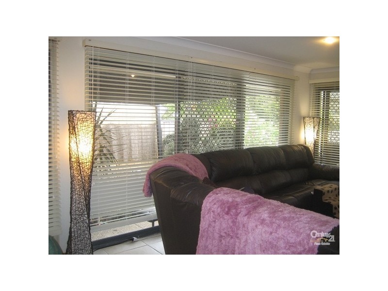 18 JAMIESON DRIVE, Parkwood QLD 4214