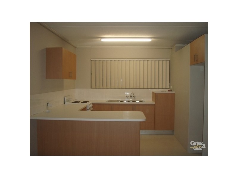 10/128  Marine Parade, Southport QLD 4215