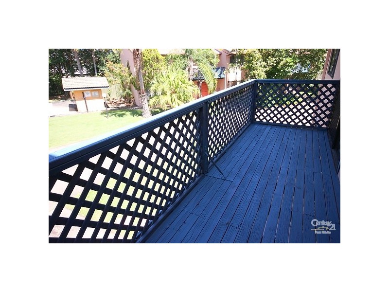 3/202 Central Street, Labrador QLD 4215