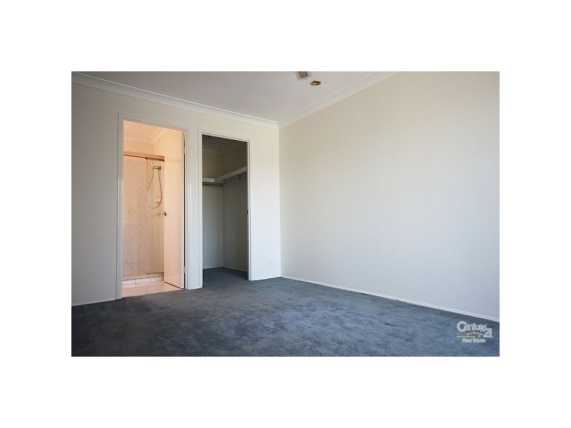 3/202 Central Street, Labrador QLD 4215