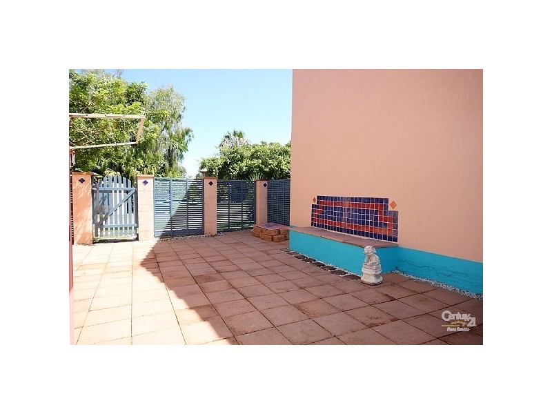 3/202 Central Street, Labrador QLD 4215