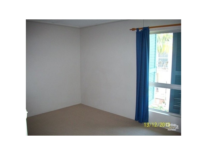 10/128 Marine Parade, Southport QLD 4215