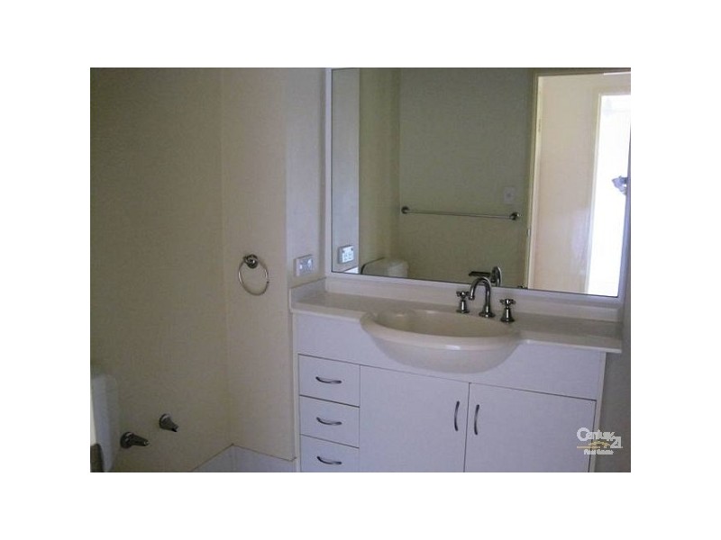 11/183 Goverment Road, Labrador QLD 4215