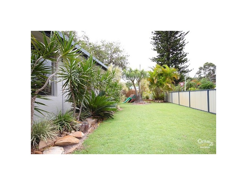 28 Tallara Street, Coombabah QLD 4216