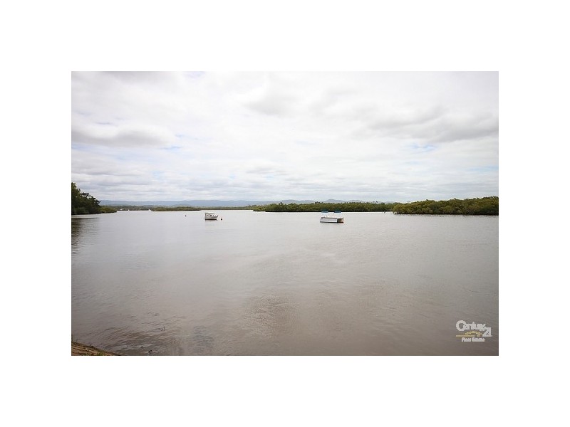 28 Tallara Street, Coombabah QLD 4216