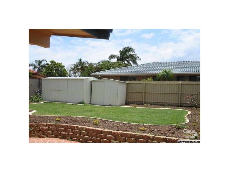 142 Paradise Parade, Paradise Point QLD 4216