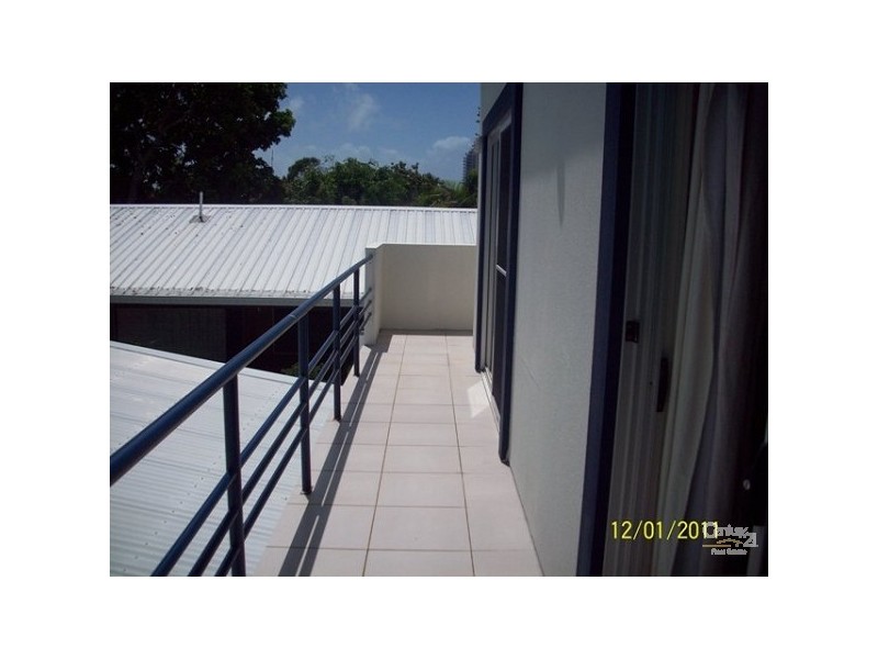 105 Turpin Road, Labrador QLD 4215