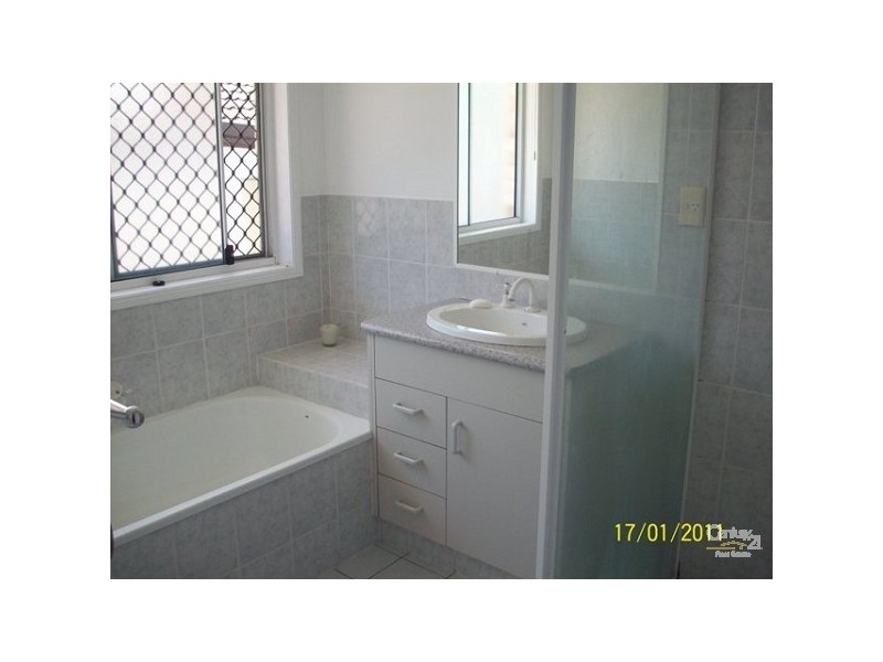 5 Longcove Place, Parkwood QLD 4214