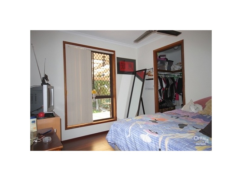 2/7 Ruth Anne Close, Labrador QLD 4215