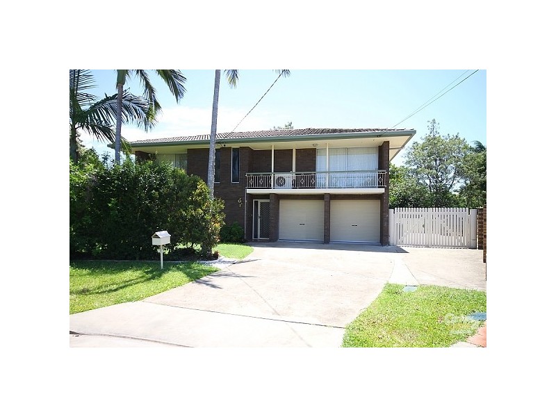 6 Erica Court, Labrador QLD 4215