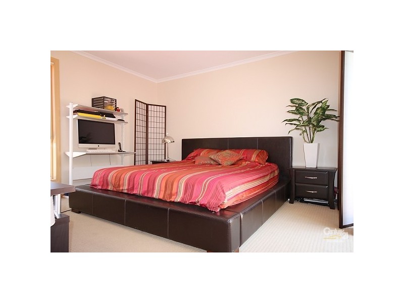 1 Sage Street, Runaway Bay QLD 4216