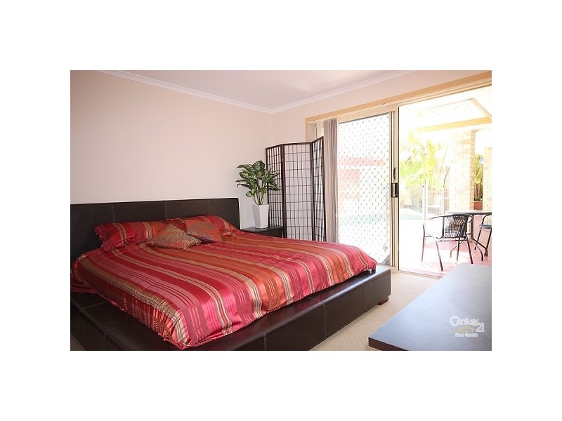 1 Sage Street, Runaway Bay QLD 4216