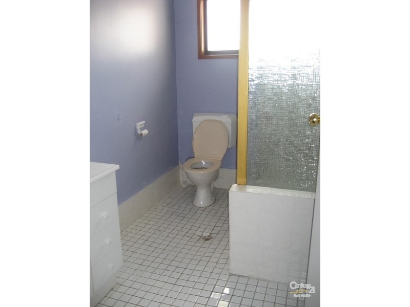 2/248 Central Street, Labrador QLD 4215