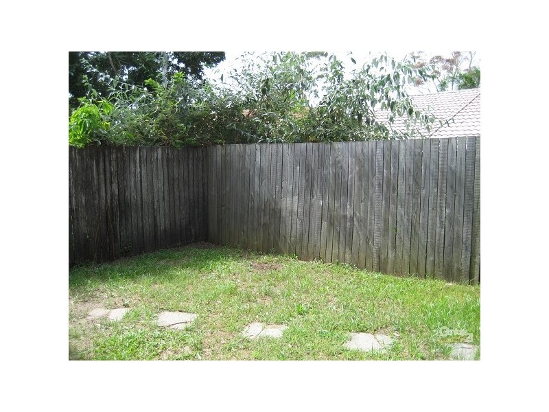 2/248 Central Street, Labrador QLD 4215