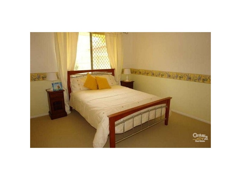 1/193 Central Street, Labrador QLD 4215