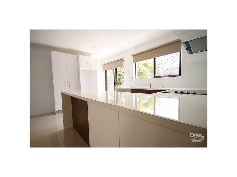 16/5 Ahern Street, Labrador QLD 4215