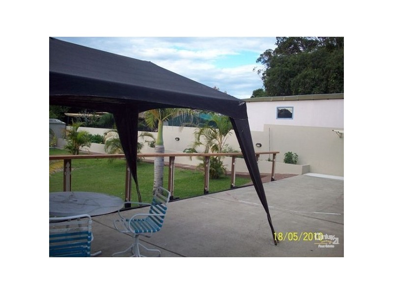 23A Schneider Street, Labrador QLD 4215