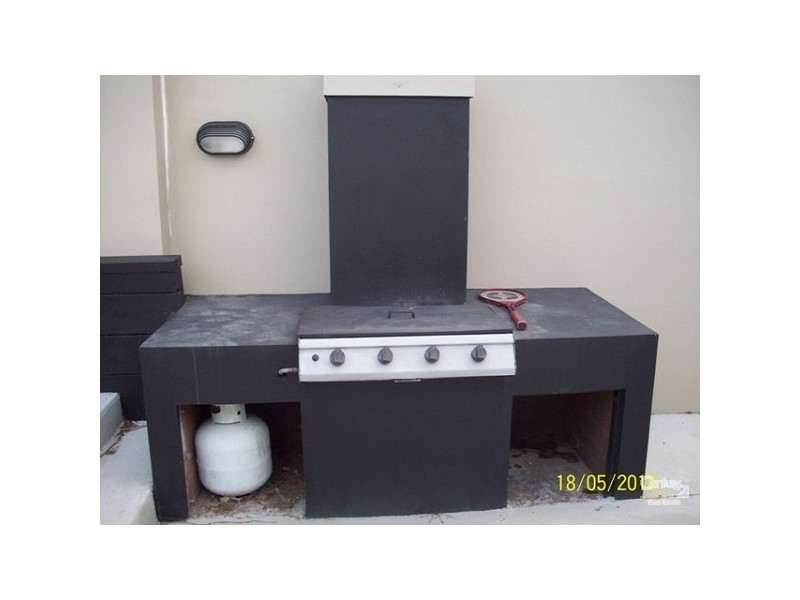 23A Schneider Street, Labrador QLD 4215