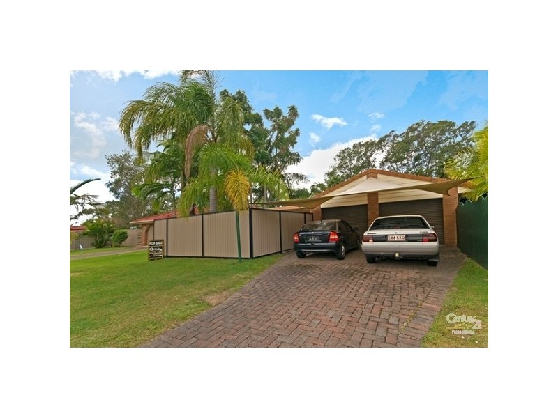 2/49 Morinda Way, Labrador QLD 4215
